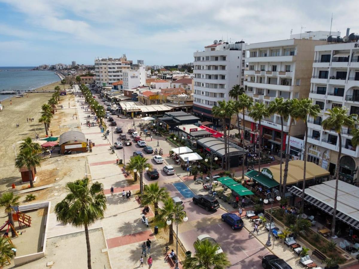 Albert'S Apartments Larnaca Exteriör bild
